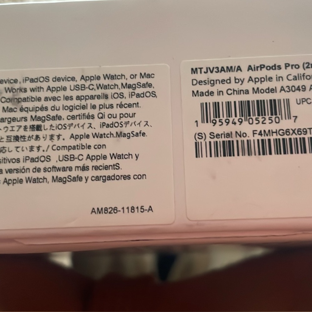 Apple AirPods Pro with Wireless Charging Case - White - Picture 2 of 5